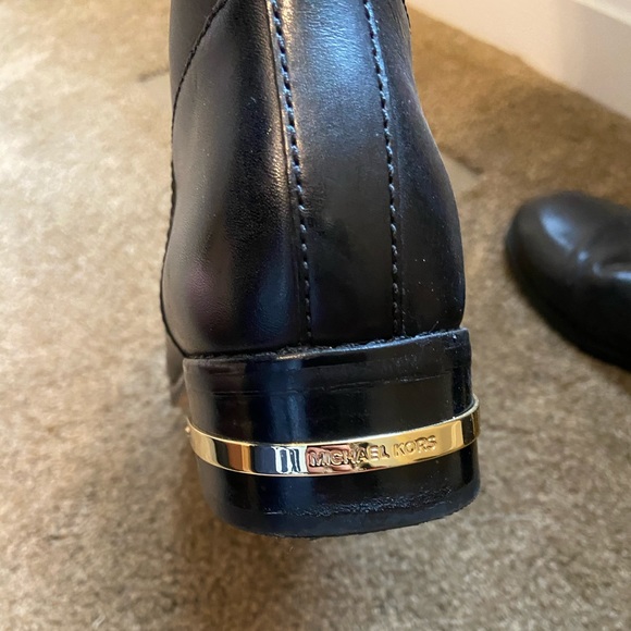 Boots - Picture 4 of 4